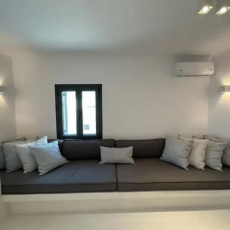 Laullie Apartment *